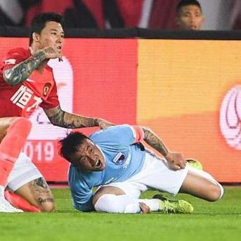 足球运动员的体脂比的长尾关键词有什么