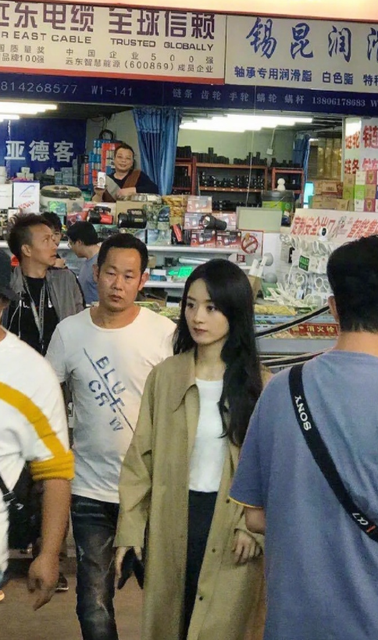 产后有黑眼圈怎么回事 产后有黑眼圈怎么回事