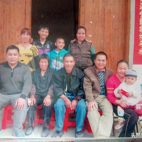 南宁男杀父母的相关长尾关键词有哪些