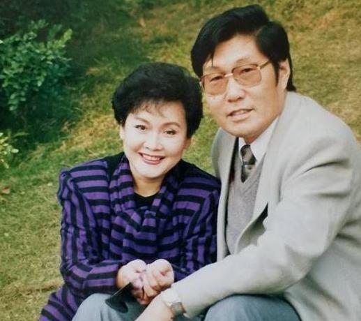 28年前，李谷一因“歌坛第一案”与韦唯闹掰，幕后黑手后来如何