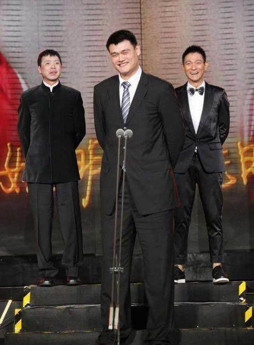 全球足球巨星身价排行榜TOP 10:哪些球员荣登榜单并瓜分了数十亿?