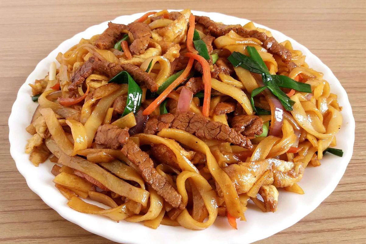 不粘锅为什么能做美食（三不沾是北京名菜）