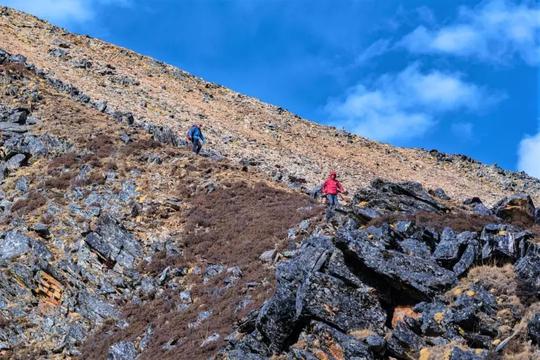 这个四川神级冷门景点，竟和珠峰齐名，是国内顶级的户外目的地
