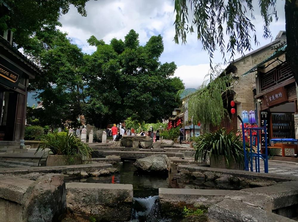 东莞清溪镇有什么美食（有没有那种特别秀恩爱）