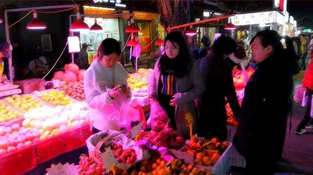 路上遇到熟人怎么缓解尴尬