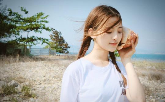节省的杨明：女儿杨超越年赚3000万，他却吃清水挂面生活朴素