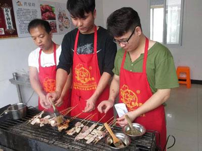 学做烧烤生意怎么样，温州烧烤培训一般要多久学会