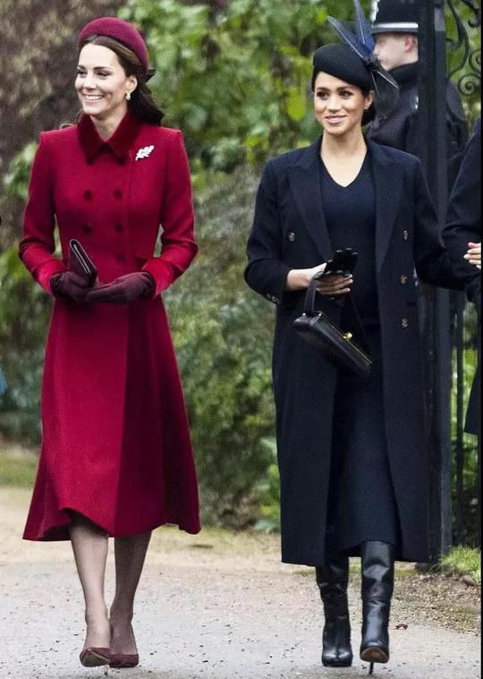 为什么大家都爱maxmara？几百和上万块的大衣确实差很多！