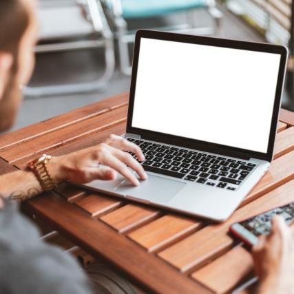 在街道办事处上班没有编制一个月3500，工作很清闲，这样的工作怎么样？