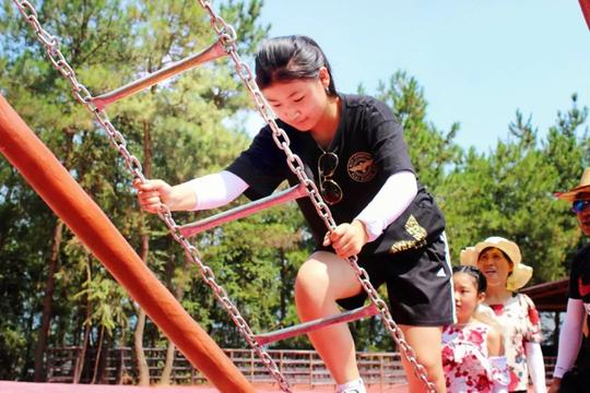 五一就去平江石牛寨，逛花海、赏丹霞、看古寨传奇大戏！
