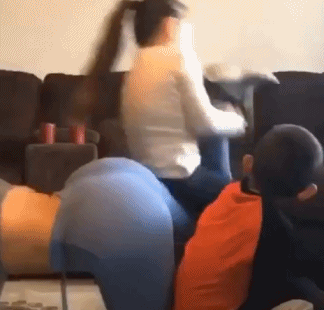 翘臀撸管健身运动表情