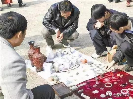 揭秘“套路拍”诈骗：我们不生产假古董，我们只是你财富的搬运工