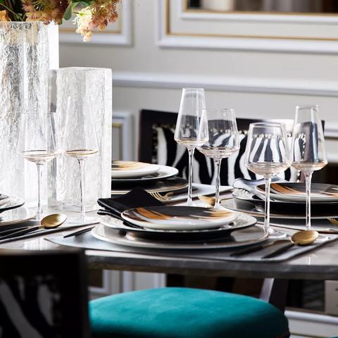 桂林为什么是白色墙纸相关长尾关键词有哪些