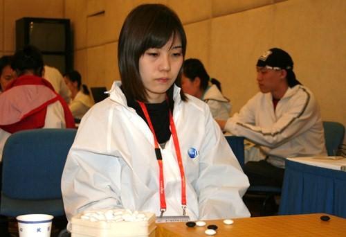 围棋对局冷门系列：女子最强铃木步（2010年lg杯预选淘汰古灵益）
