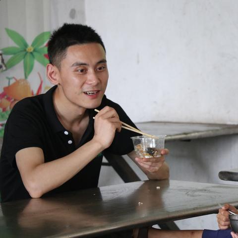 灯笼足球比赛视频直播的长尾关键词有哪些