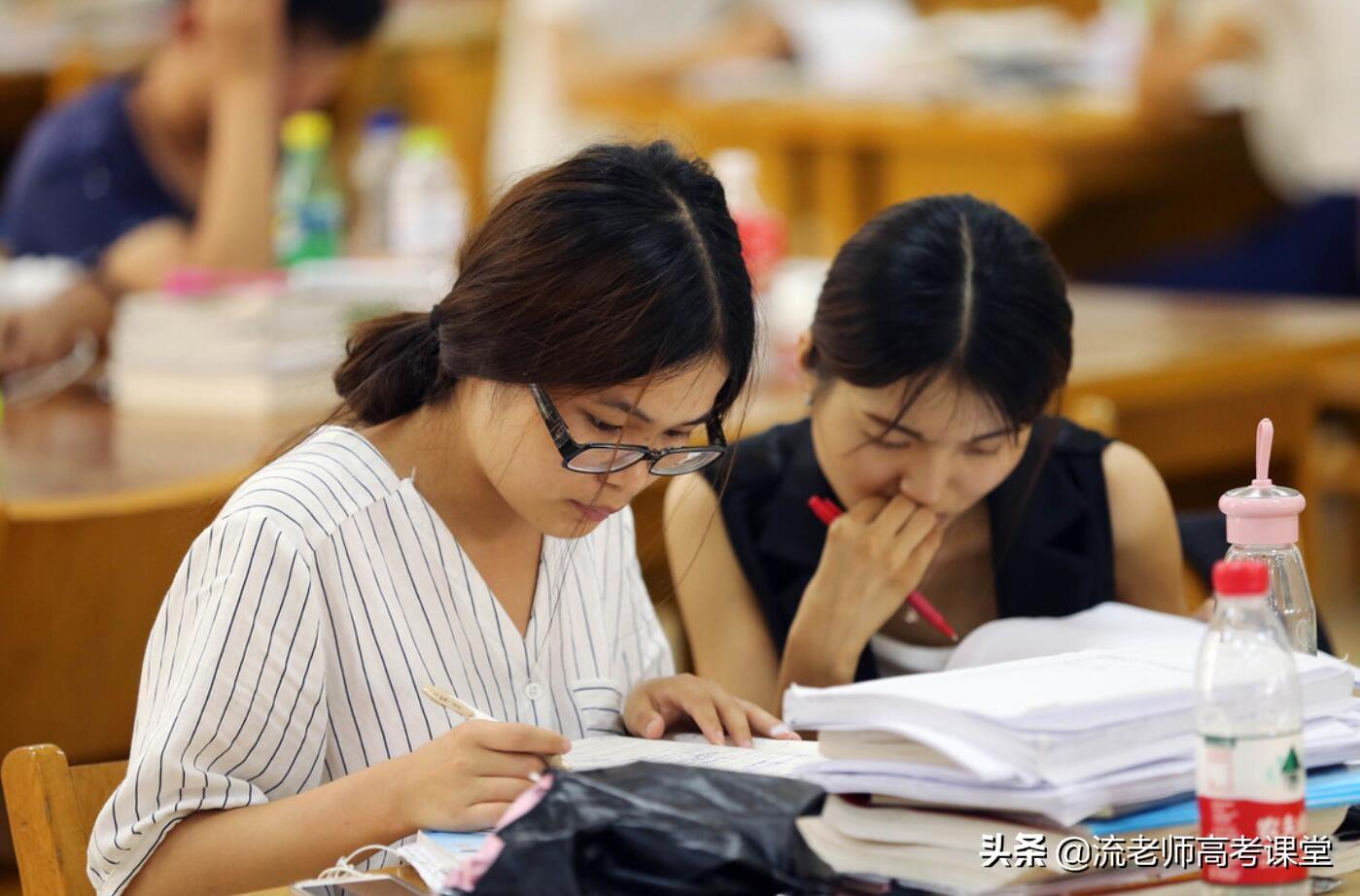 金融理论探索sci论文发表美国博士毕业没有发过小论文