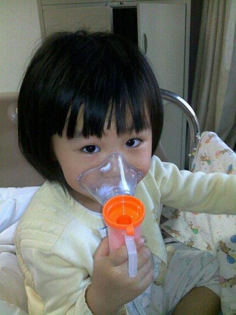 孩子哭闹的时候怎么做比较好