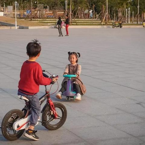 厦门市有公交车站吗多少钱