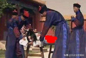 打美女屁股打到红gif动态图