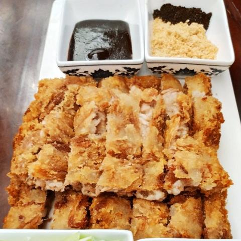 保定市附近哪里卖包的