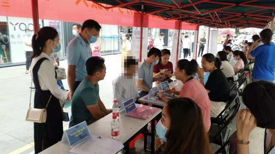 【查堵点、破难点、促发展】吉阳禁毒办多管齐下，暖心帮扶