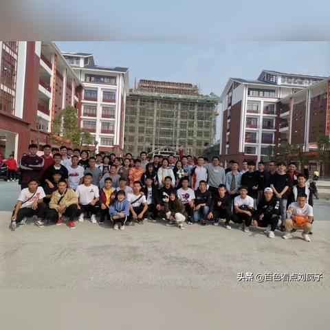 南宁市三中和五中哪个好