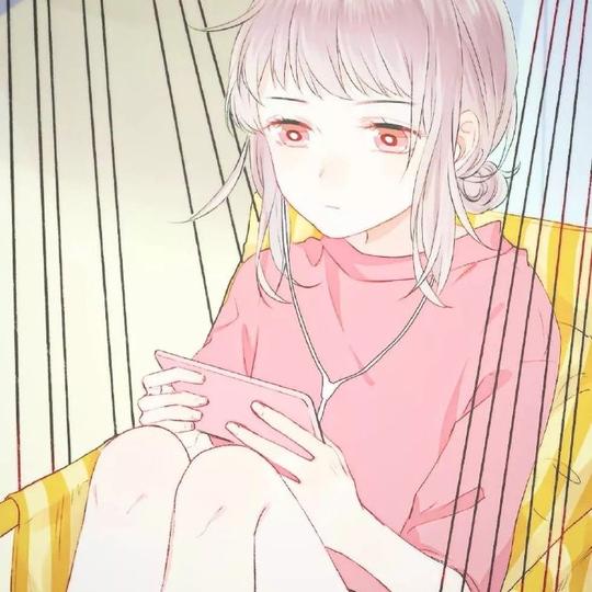 动漫女生头像，渐进的心跳