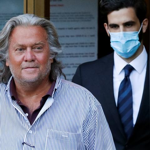 给我一个facebook账号 相关的长尾关键词有哪些 