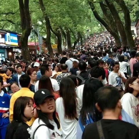 长沙五一广场游玩推荐相关长尾关键词有哪些