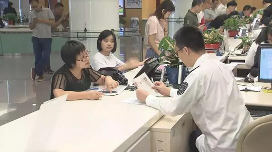 「余治国观察」为什么支持港澳青年在深圳创新创业？