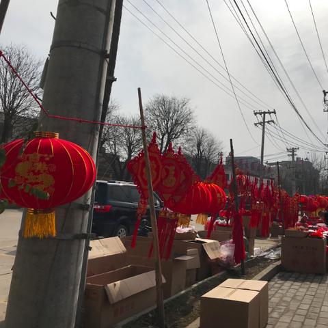 西安市哪里有红绸子灯笼？