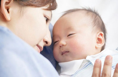 冬天怎么坐月子 冬天怎么坐月子