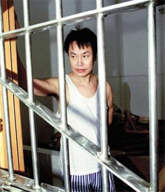 李泽钜被绑，绑匪去李家要钱，李嘉诚为何不报警还额外多付3800万