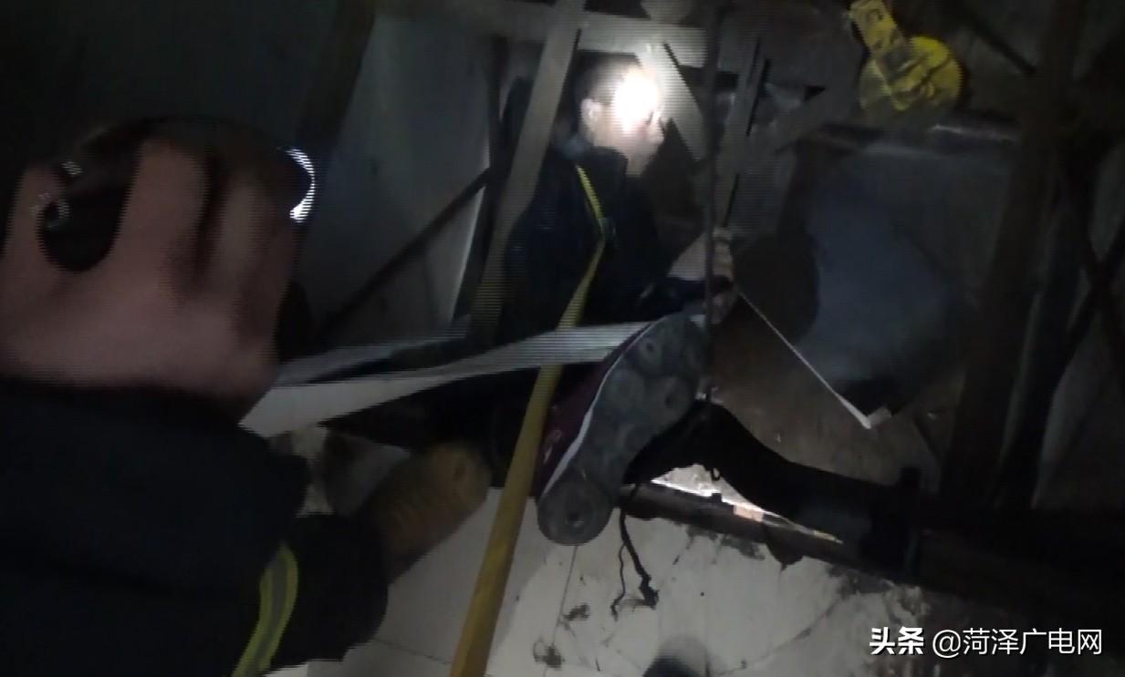 液压升降机如何正确使用？