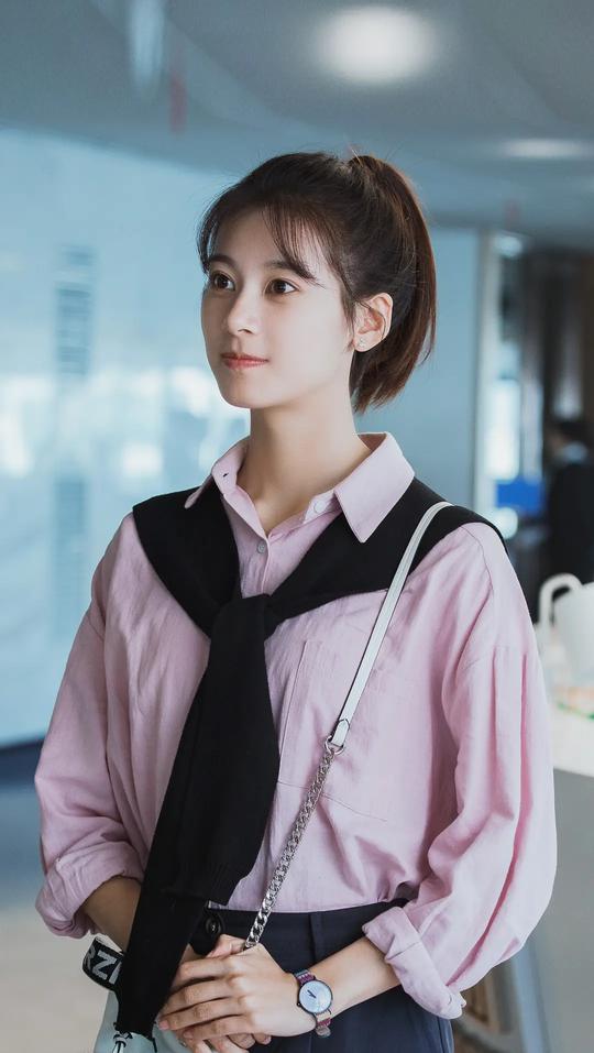 《一夜新娘》：岛主秦尚城，上微博热搜，爆红抖音，这是什么神剧