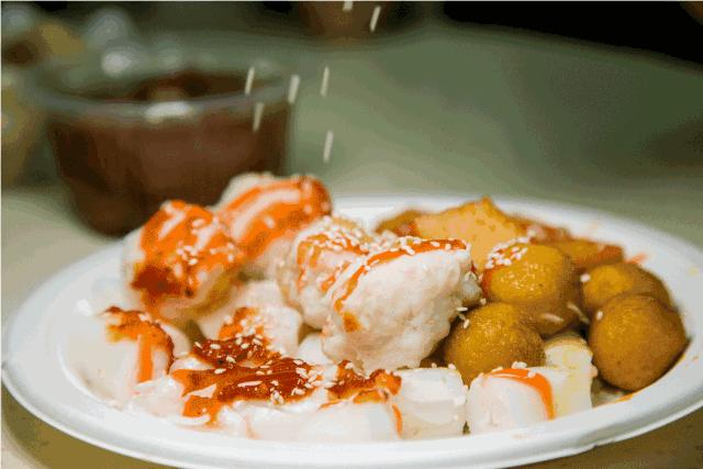 家里用什么拍美食（该怎样拍摄抖音的美食视频）