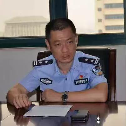 河南骂警察的相关长尾关键词有哪些
