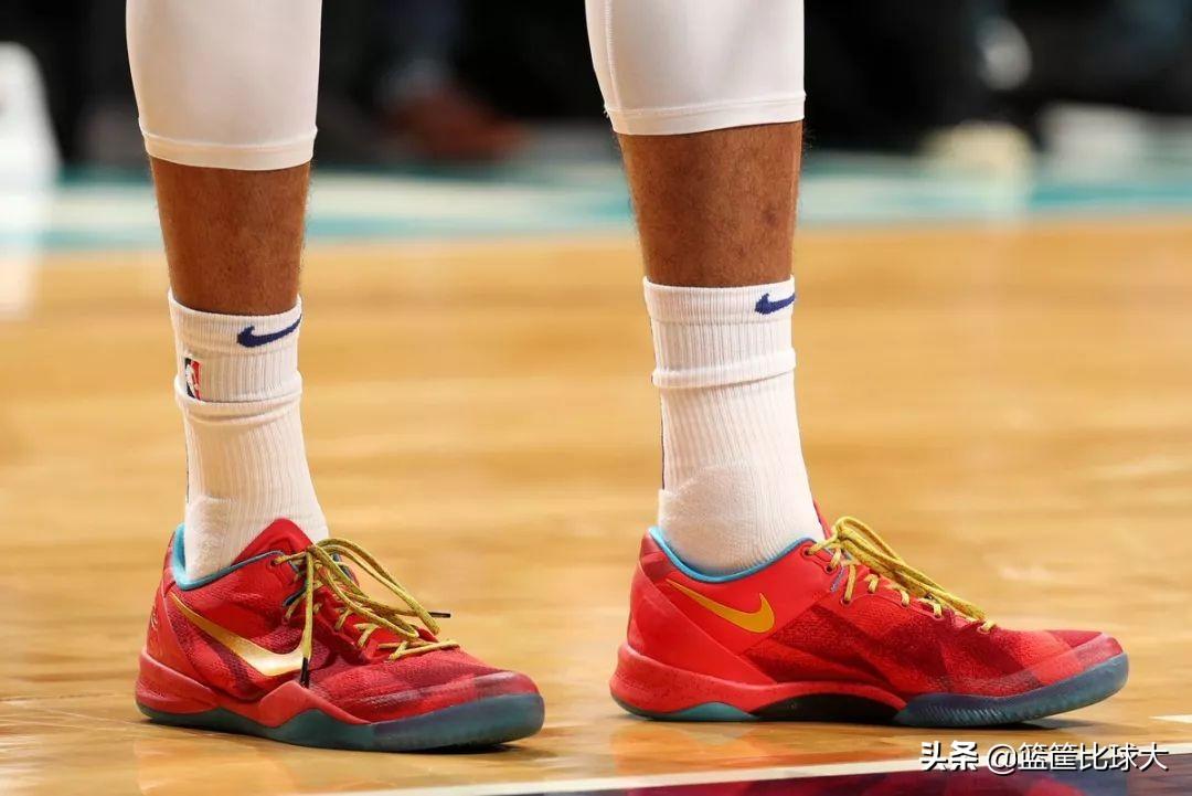 NBA现役球星实力排行榜TOP10：谁独领风骚？