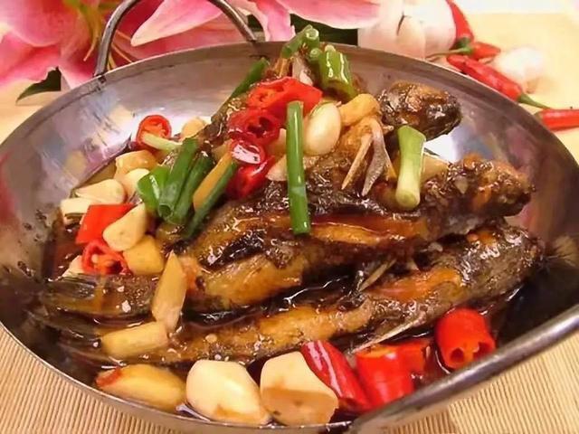 什么美食最受欢迎（在火车站卖点什么小吃最受欢迎）