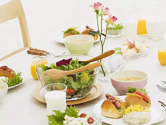 小本创业做餐饮，选择加盟还是自己单干？