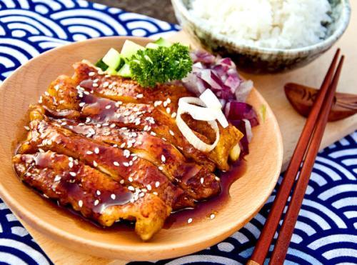 微信晒美食配什么文字（你觉得今日头条的作者哪些比较漂亮）