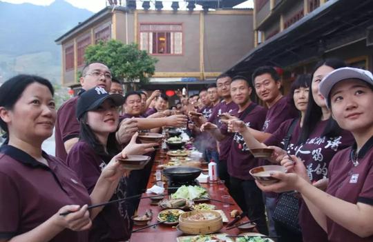 「酣客课堂」中国人为什么离不开白酒？