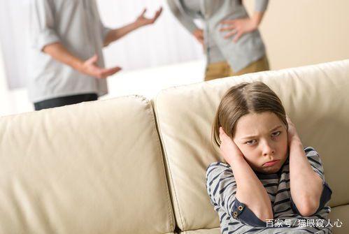 大学生谈恋爱应远离哪类人 大学生谈恋爱应远离哪类人