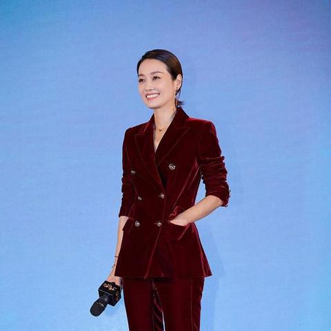 足球运动员西装德国选手的长尾关键词有哪些