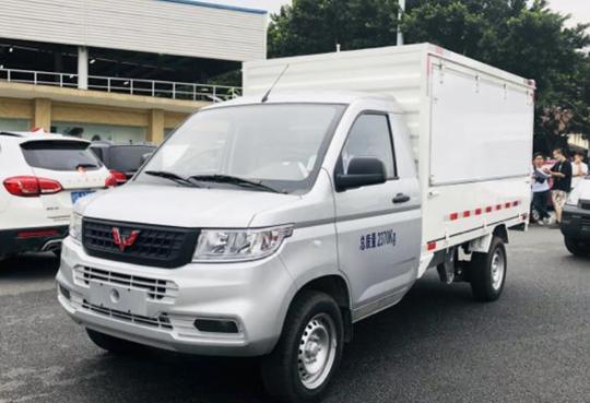 国产新车：地摊创业神车！五菱荣光小卡翼开启，打开车厢就能卖货