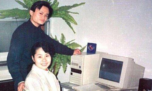 马云的“贵人”，一位是“金主”，另一位放弃百万年薪追随马云