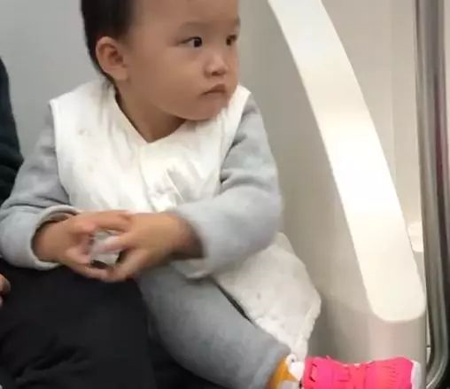 带孩子的时候有哪些行为是错误的