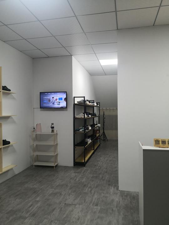 王强开一家洗鞋店创业，通过互联网的裂变模式，成功之路分享