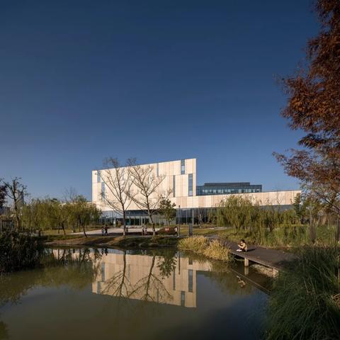 宁波大学图书馆待遇的长尾关键词有什么