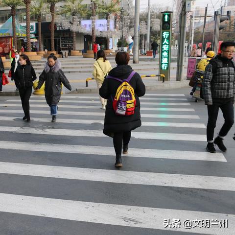 武都区和兰州市哪个好